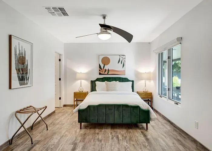 Upscale Remodel - Walk To Asu Pool & Pickleball Hébergement de vacances