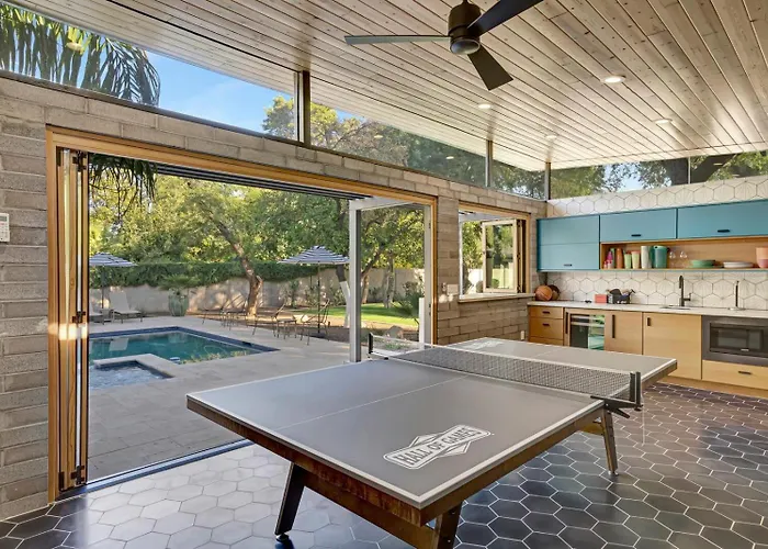 Hébergement de vacances Upscale Remodel - Walk To Asu Pool & Pickleball *