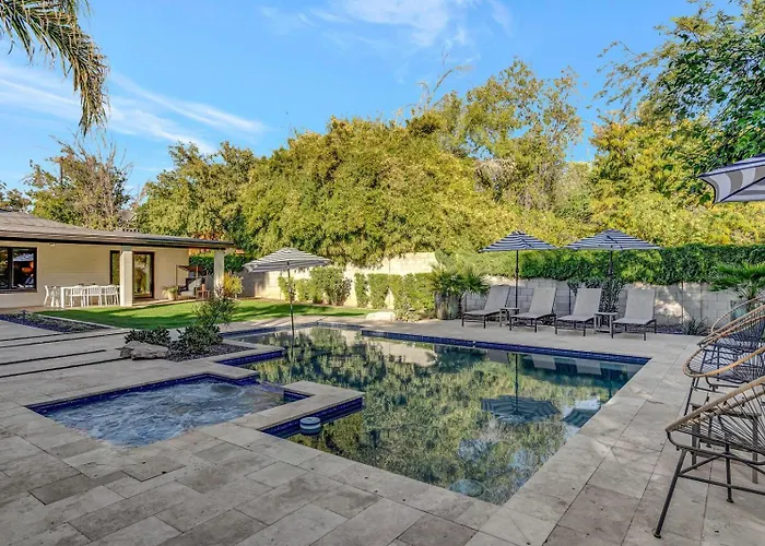Upscale Remodel - Walk To Asu Pool & Pickleball Hébergement de vacances