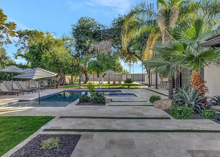 Hébergement de vacances Upscale Remodel - Walk To Asu Pool & Pickleball *